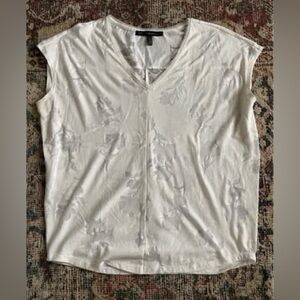 White House black market white floral top, Women’s Small